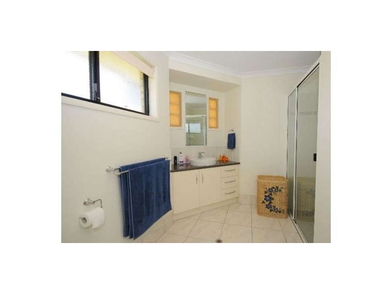 14 Southfork Cct, Burrum Heads QLD 4659