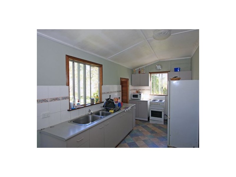 65 MOES RD, Walligan QLD 4655