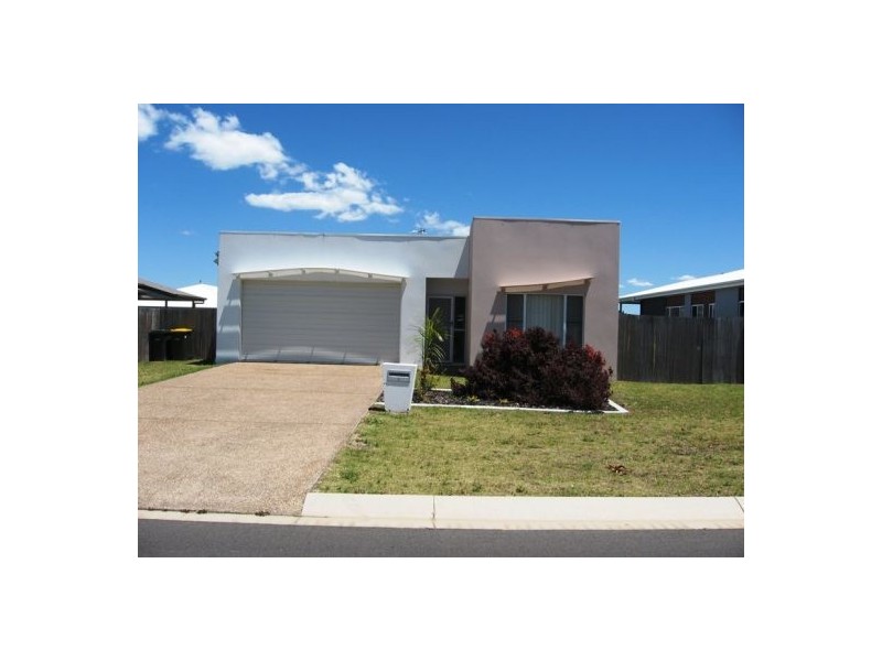 7 Swanview Drive, Toogoom QLD 4655