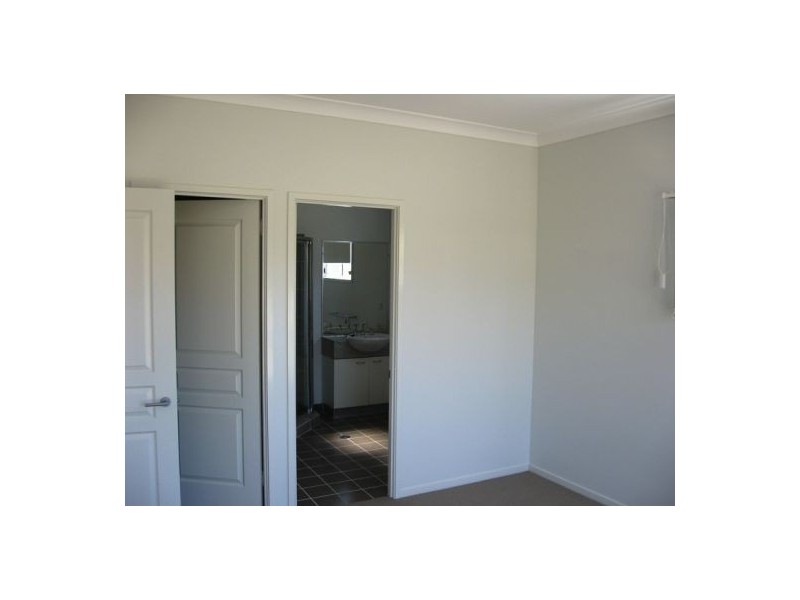 7 Swanview Drive, Toogoom QLD 4655