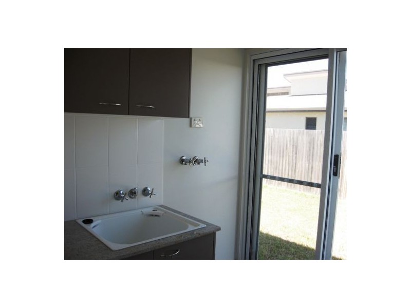 7 Swanview Drive, Toogoom QLD 4655