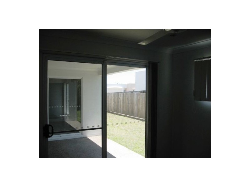 14 Swanview Court, Toogoom QLD 4655