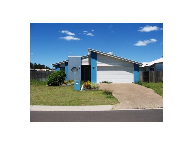 13 Seaway Parade, Toogoom QLD 4655