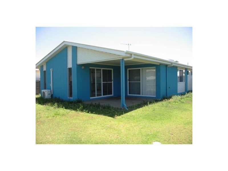 13 Seaway Parade, Toogoom QLD 4655