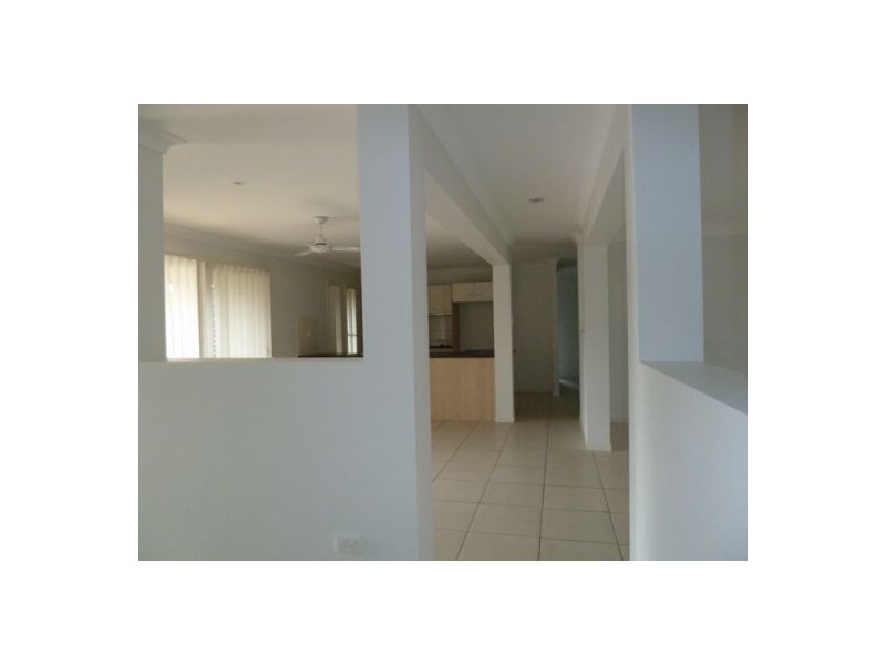 4 Aqua Court, Toogoom QLD 4655