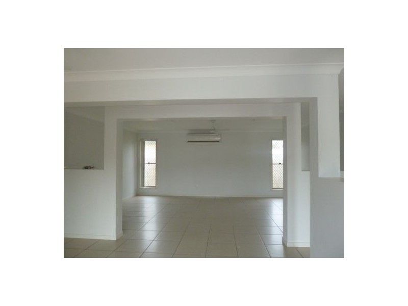 4 Aqua Court, Toogoom QLD 4655