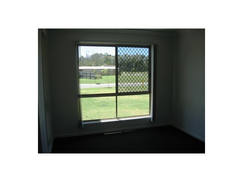 4 Aqua Court, Toogoom QLD 4655