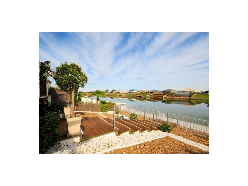 58 Earl St Vincent Cct, Eli Waters QLD 4655