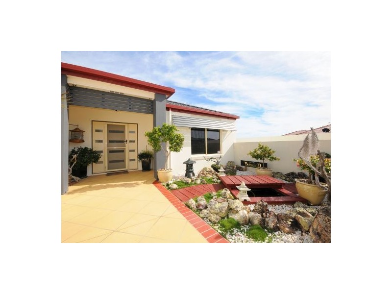 58 Earl St Vincent Cct, Eli Waters QLD 4655