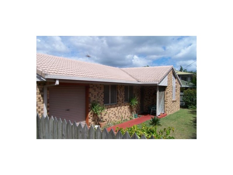 131 Kingfisher Pde, Toogoom QLD 4655