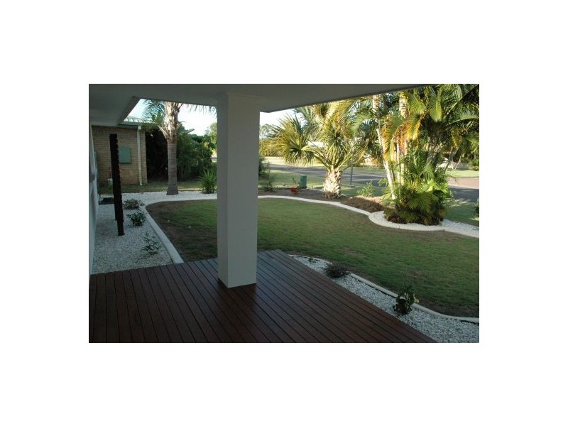 7 Lido Parade, Urangan QLD 4655