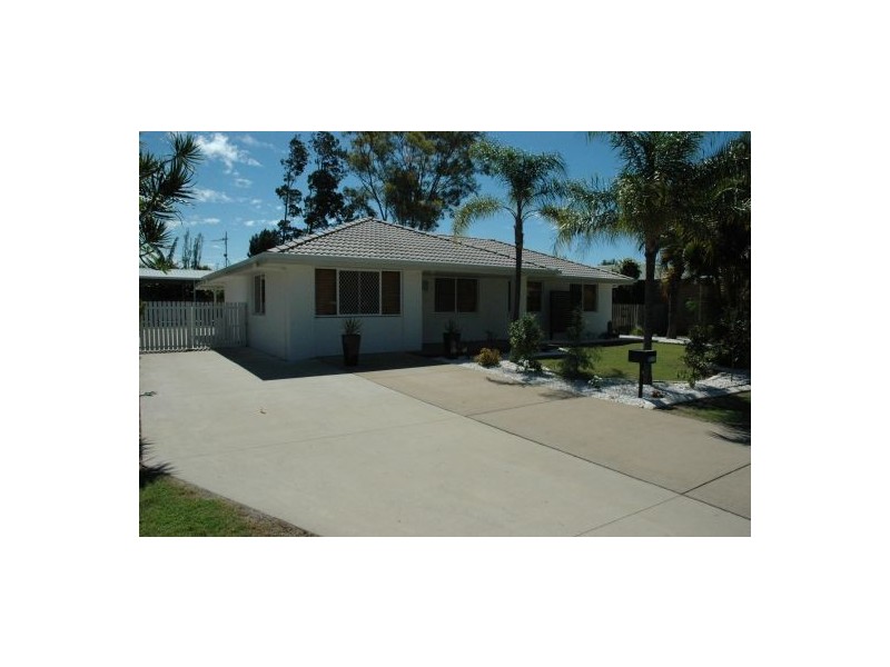 7 Lido Parade, Urangan QLD 4655