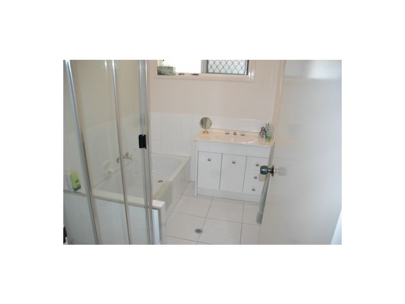 7 Lido Parade, Urangan QLD 4655