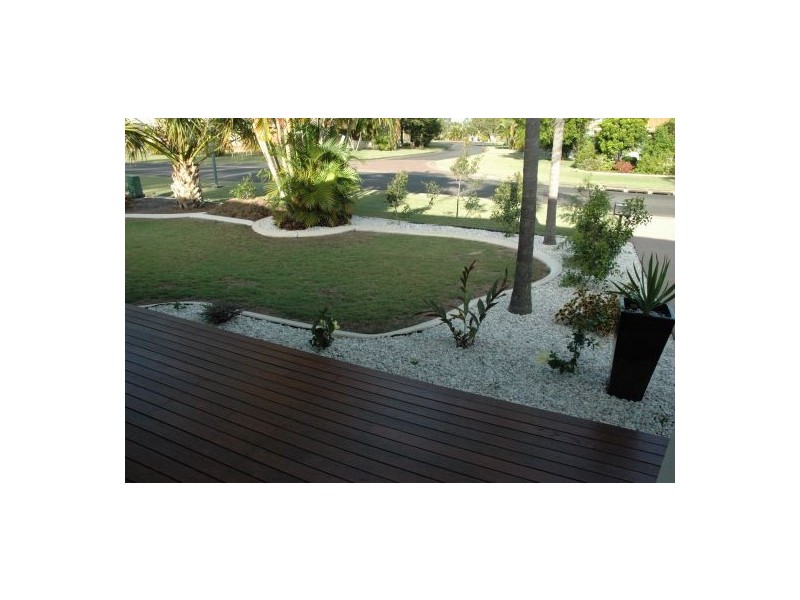 7 Lido Parade, Urangan QLD 4655