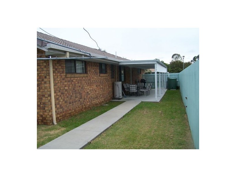 1 Rhys Ct, Torquay QLD 4655