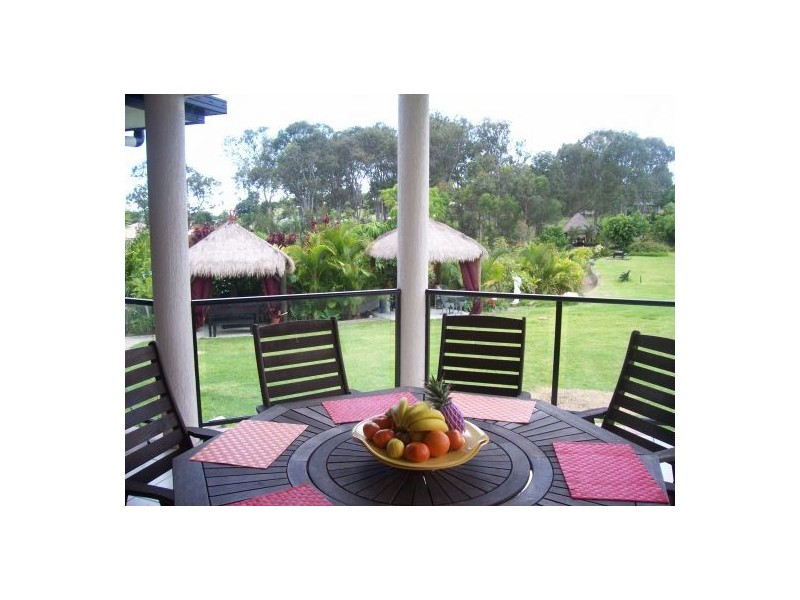 6 Mac Stocks Drive, Dundowran Beach QLD 4655