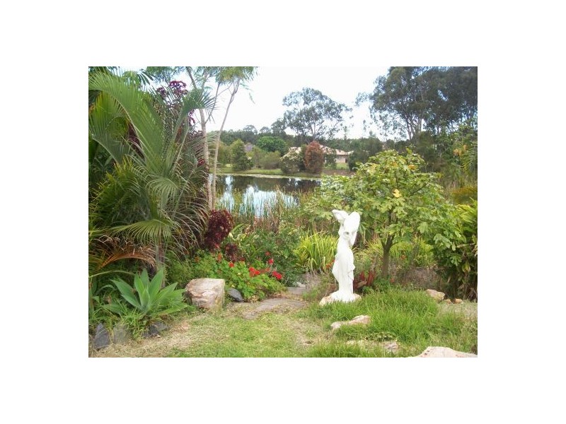 6 Mac Stocks Drive, Dundowran Beach QLD 4655