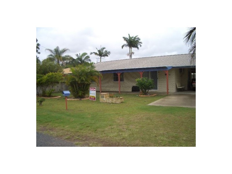 81 KINGFISHER PARADE, Toogoom QLD 4655