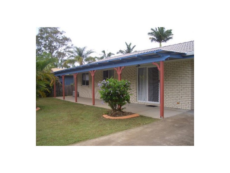 81 KINGFISHER PARADE, Toogoom QLD 4655