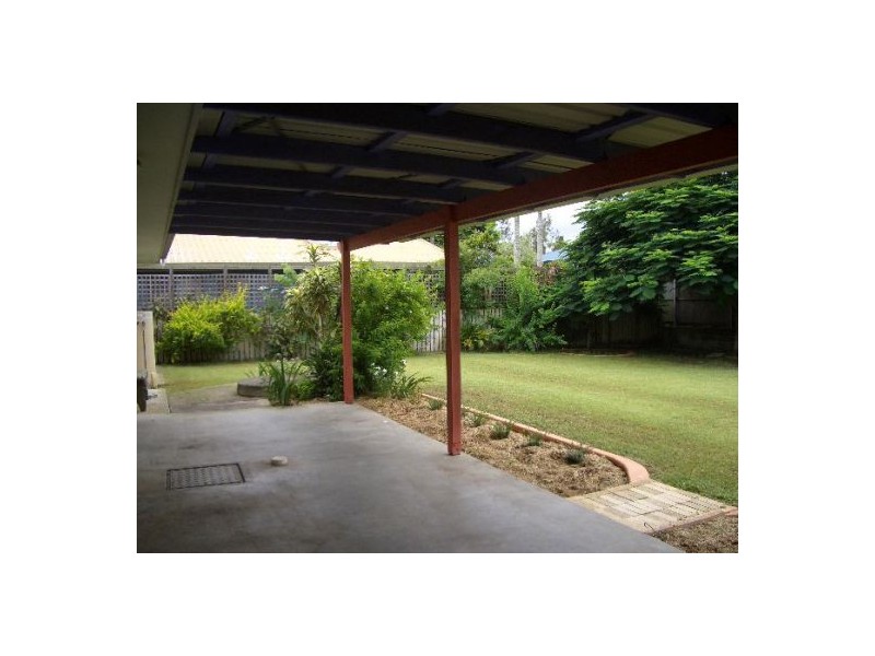 81 KINGFISHER PARADE, Toogoom QLD 4655