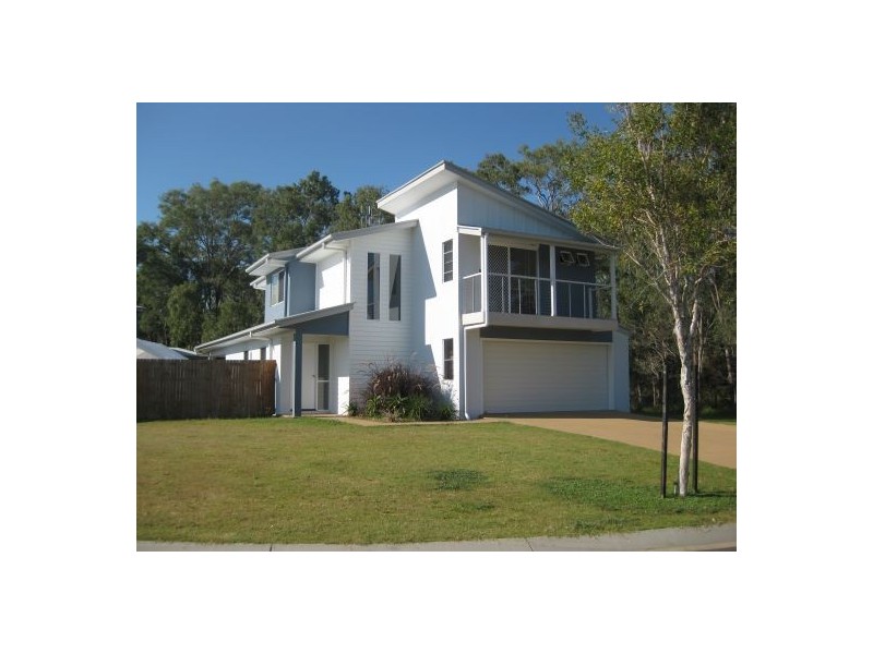 1 Brackish Court, Toogoom QLD 4655