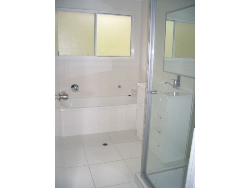 1 Brackish Court, Toogoom QLD 4655