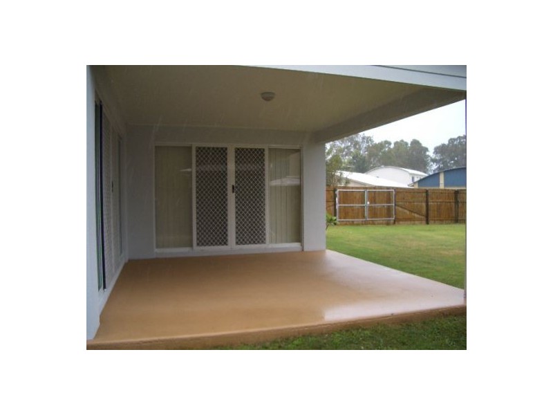 1 Brackish Court, Toogoom QLD 4655