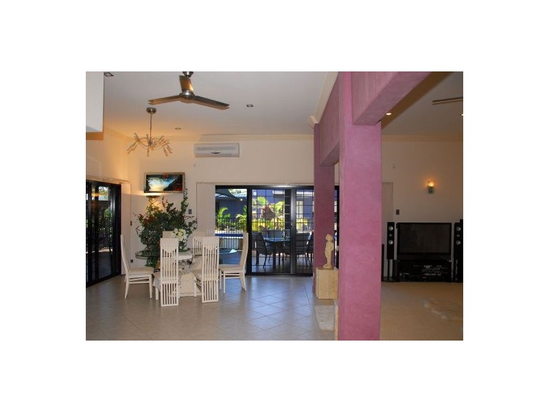 46 Long Street, Point Vernon QLD 4655