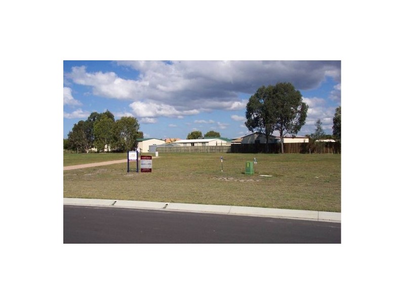 15 Barramundi Dr, Burrum Heads QLD 4659
