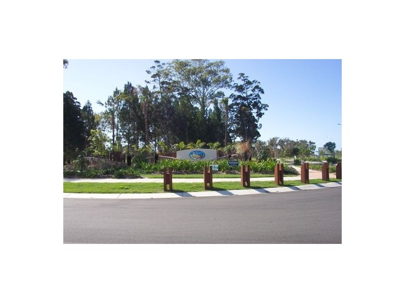 15 Barramundi Dr, Burrum Heads QLD 4659
