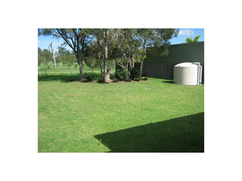 2 Harrier Close, Eli Waters QLD 4655