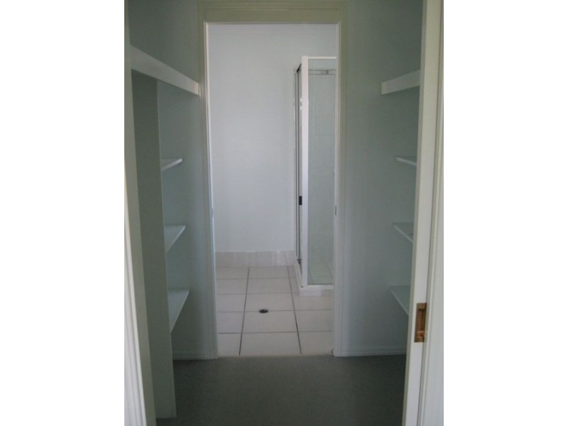 27 Archer Drive, Point Vernon QLD 4655