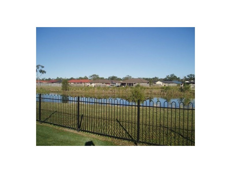 27 Archer Drive, Point Vernon QLD 4655