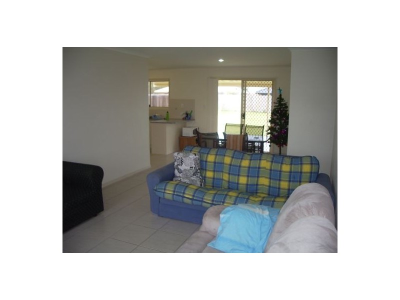 105 Martin Street, Point Vernon QLD 4655