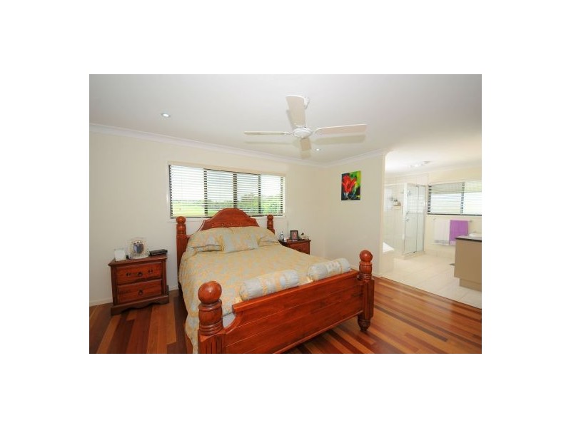 61 Waterview Dr, Dundowran Beach QLD 4655