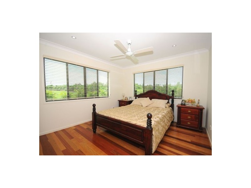 61 Waterview Dr, Dundowran Beach QLD 4655