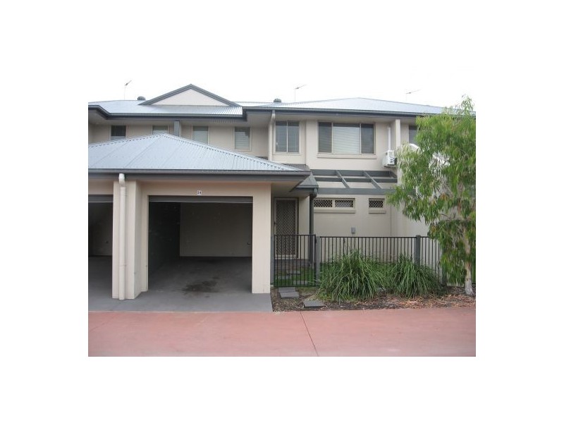 24/1 Ibis Boulevard, Eli Waters QLD 4655