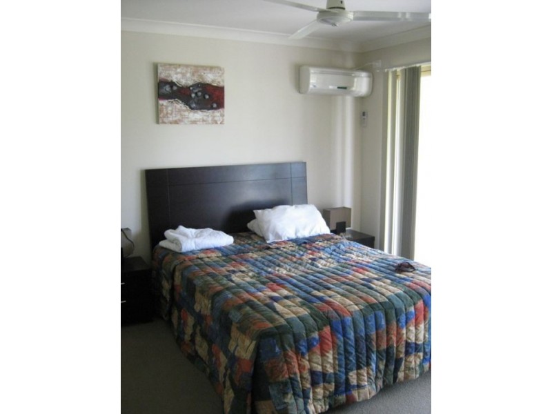 24/1 Ibis Boulevard, Eli Waters QLD 4655