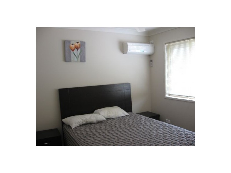 24/1 Ibis Boulevard, Eli Waters QLD 4655