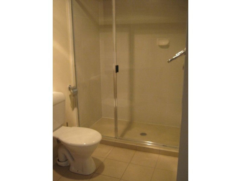 24/1 Ibis Boulevard, Eli Waters QLD 4655