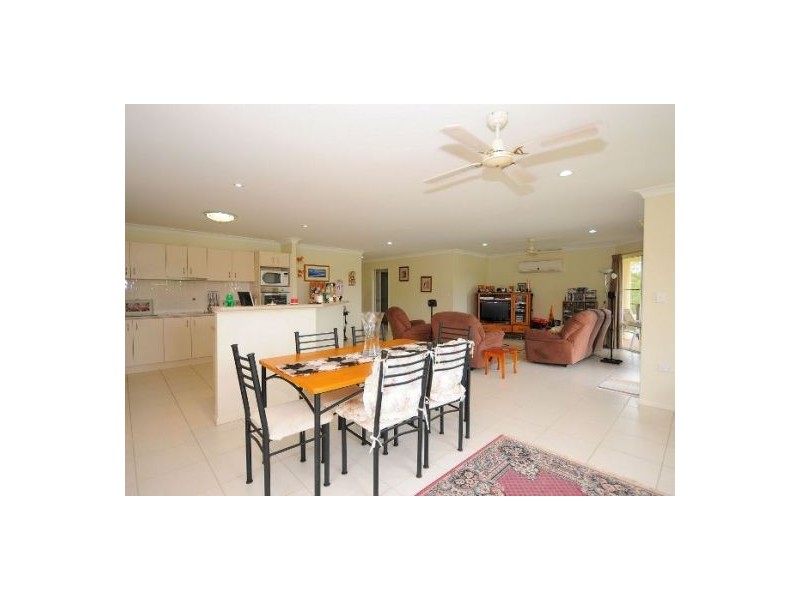 168 Sanctuary Hills Rd, Takura QLD 4655