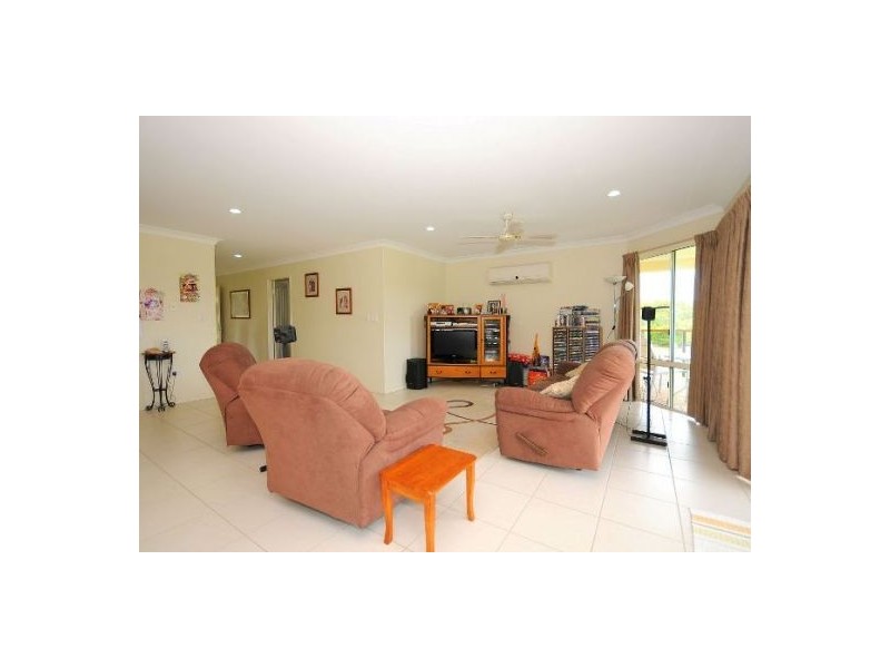 168 Sanctuary Hills Rd, Takura QLD 4655