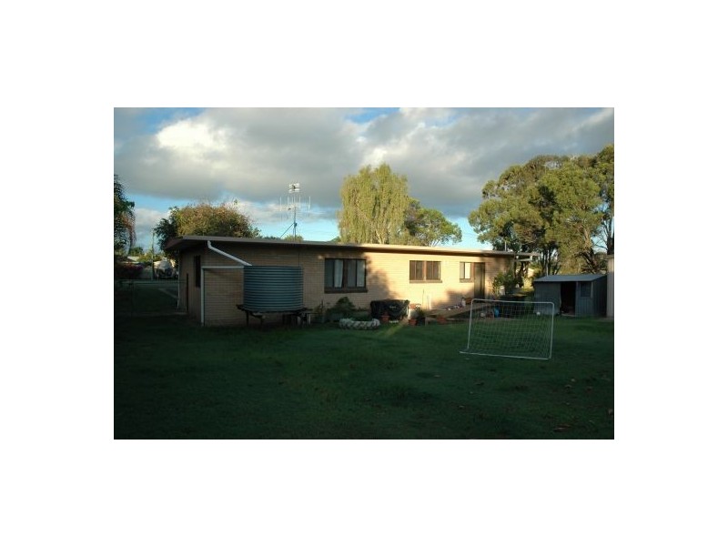 73 Urangan Street, Torquay QLD 4655