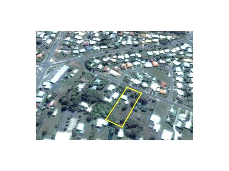 73 Urangan Street, Torquay QLD 4655