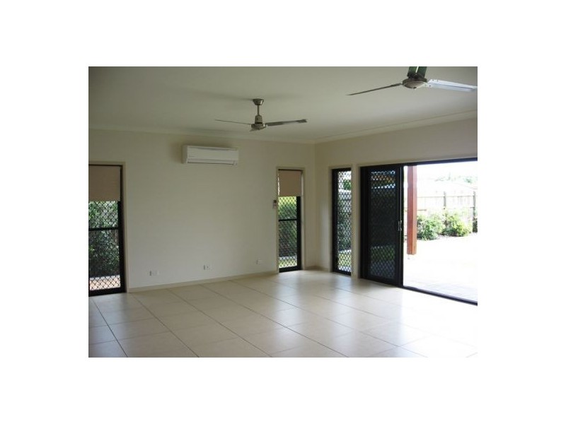 5 Seaside Circuit, Toogoom QLD 4655