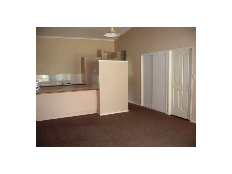 21/222 Torquay Terrace, Torquay QLD 4655