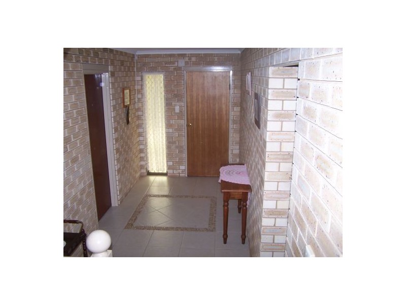 4 Andersen St, Urraween QLD 4655