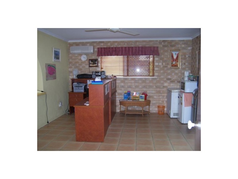 4 Andersen St, Urraween QLD 4655