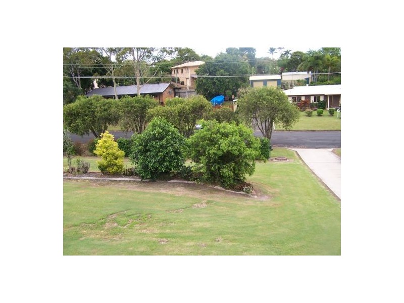 4 Andersen St, Urraween QLD 4655