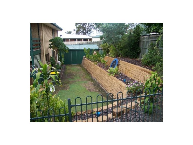 4 Andersen St, Urraween QLD 4655